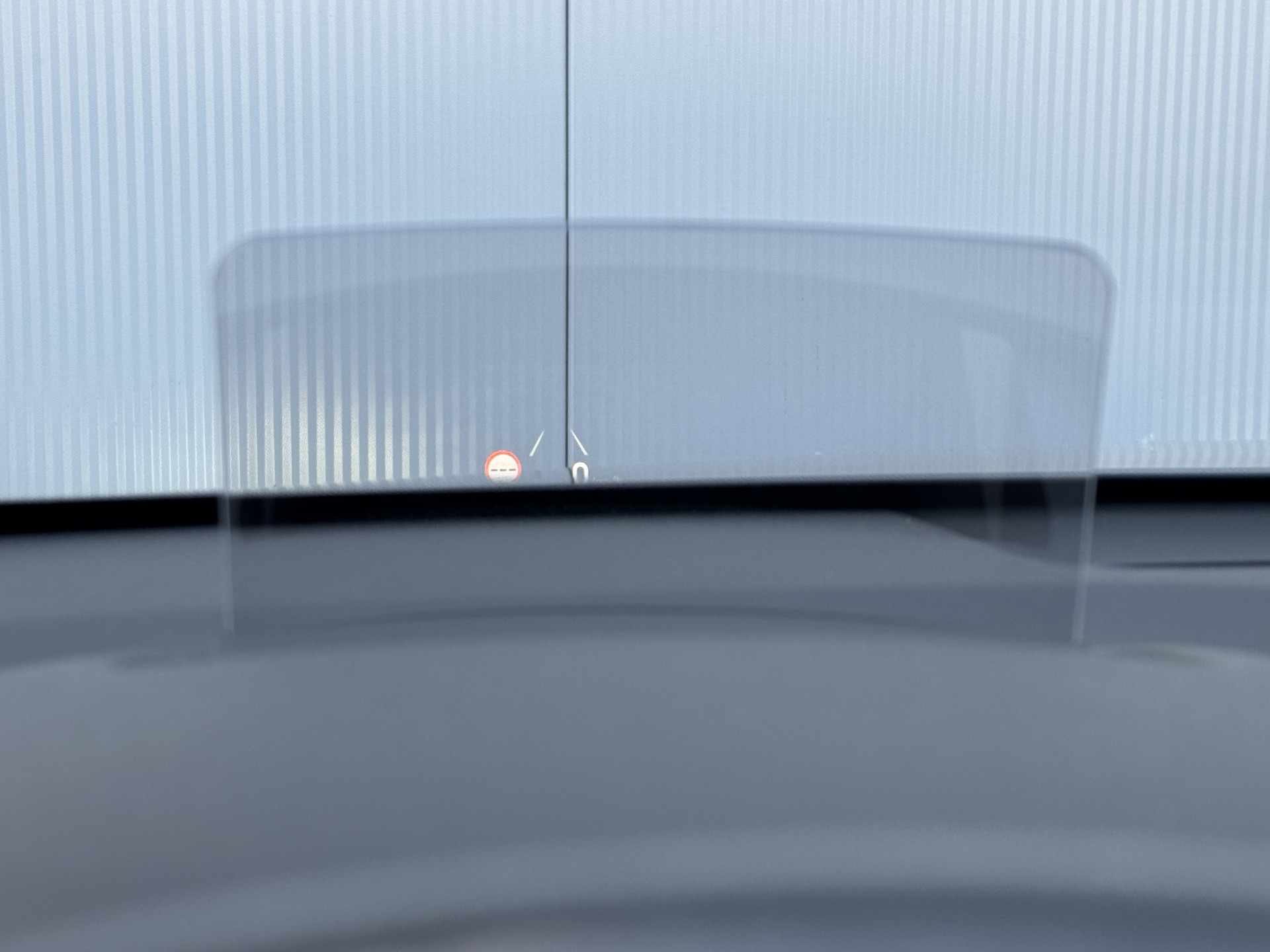 45407690-15.jpg